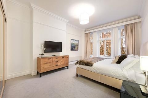 3 bedroom apartment to rent, Hyde Park Gate, London, SW7