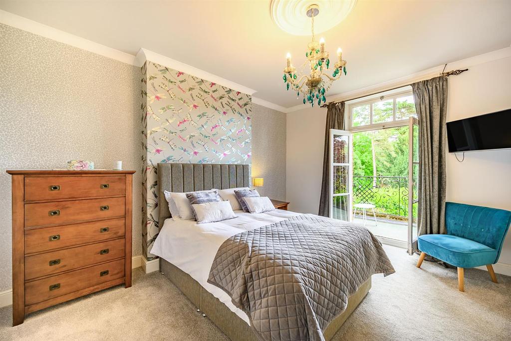 Main Bedroom