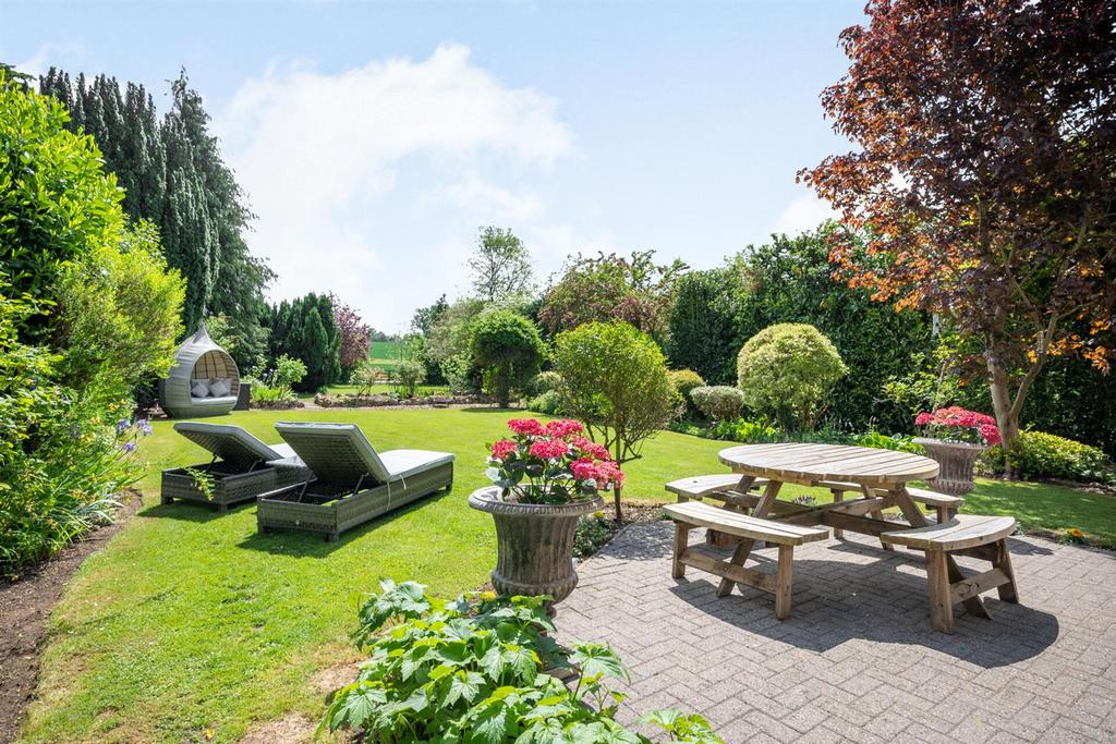 Rear Gardens