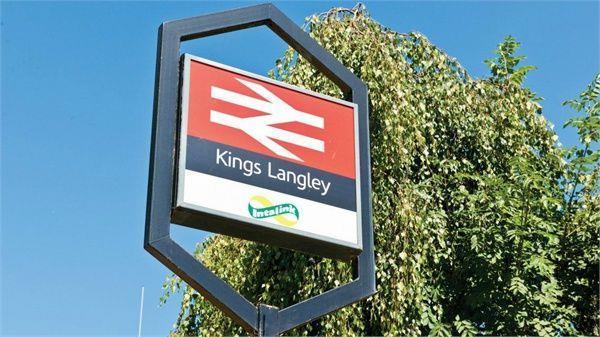 Kings Langley Station.jpg