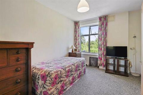 127 Kent House Road, Beckenham, BR3 1JJ