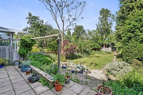 127 Kent House Road, Beckenham, BR3 1JJ