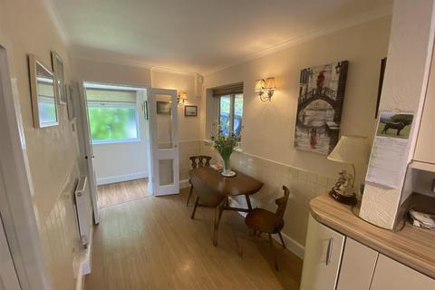16 Beech Close, Hatfield, AL10 8NT