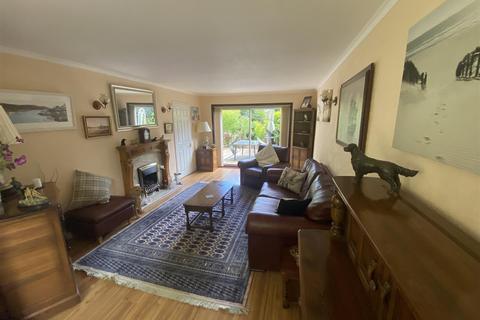 16 Beech Close, Hatfield, AL10 8NT