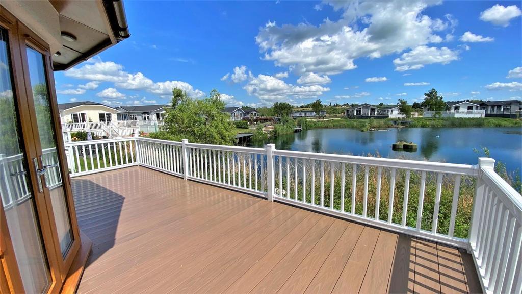 Yarwell Mill, Yarwell, Peterborough 2 bed park home for sale £215,000