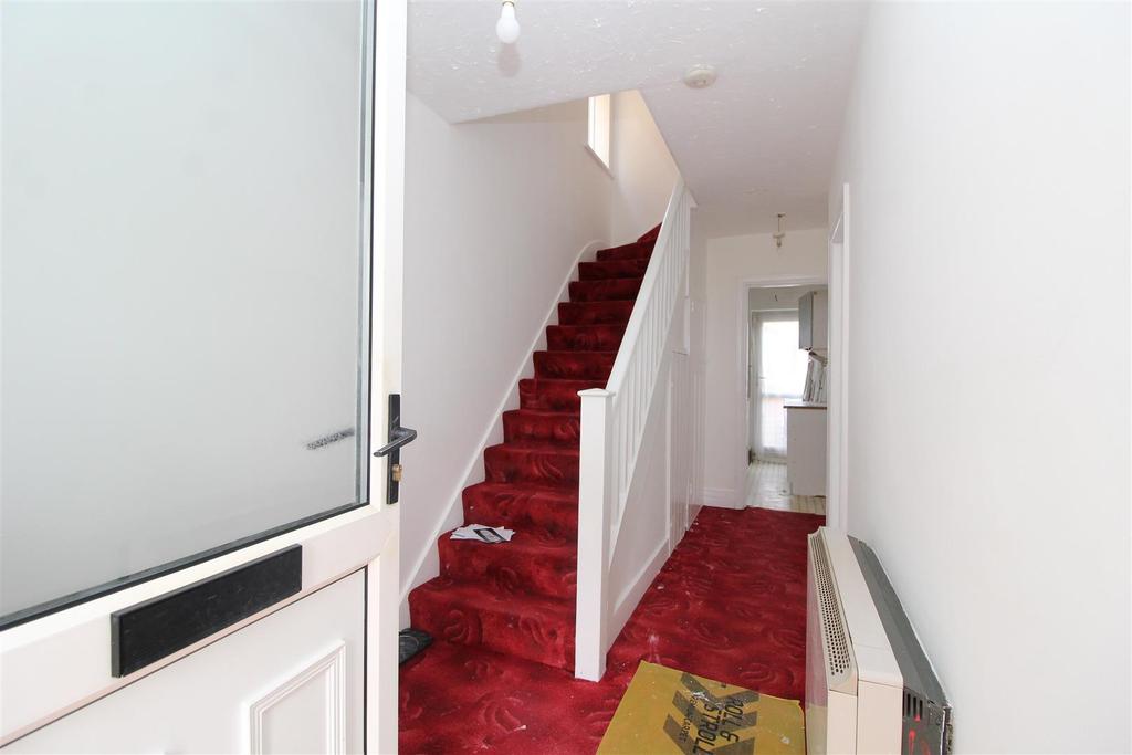 Dane Valley Road, Margate 3 bed semidetached house for sale £275,000