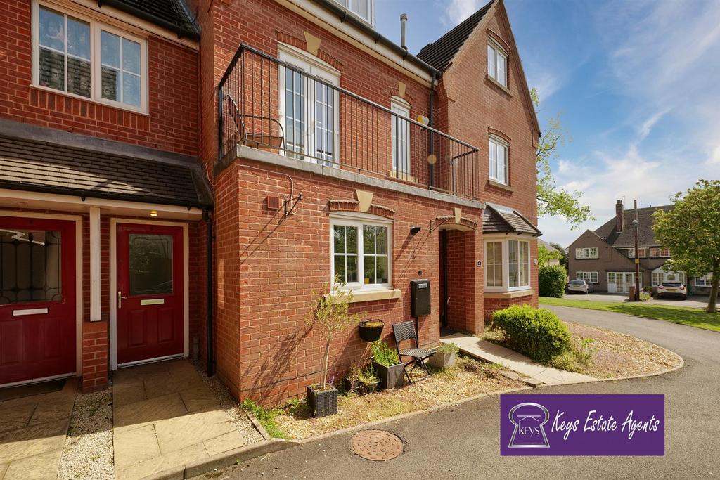 Millbrook Gardens, Blythe Bridge, 2 bed apartment £110,000