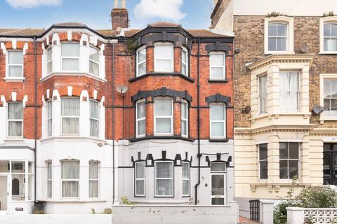 6 bedroom terraced house for sale - Canterbury Road, Margate