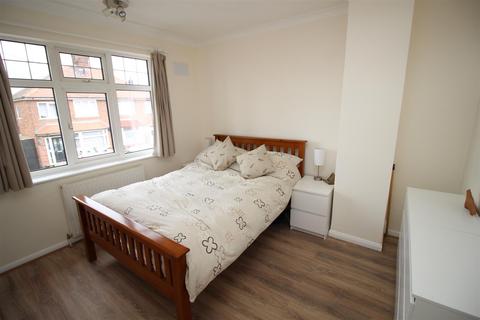 6 Beech Avenue, Beeston, Nottingham, NG9 1QH