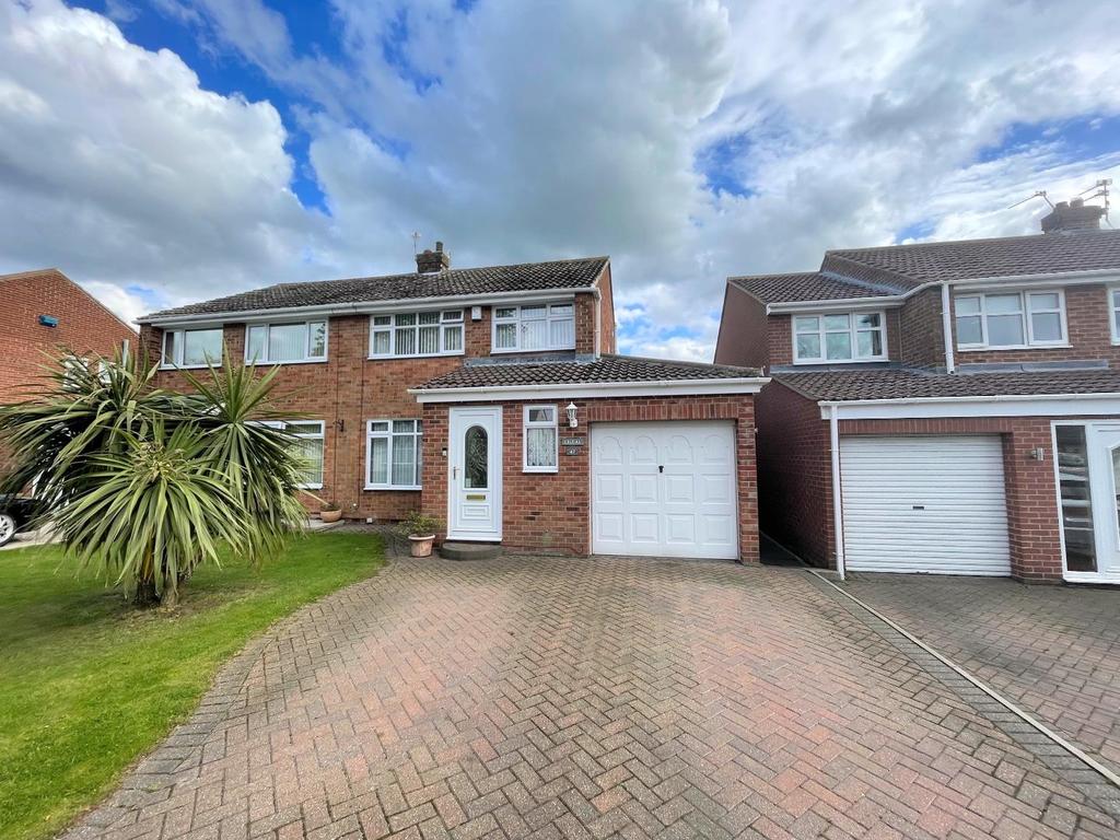 Cranwell Road, Fens, Hartlepool 3 bed semidetached house £185,000