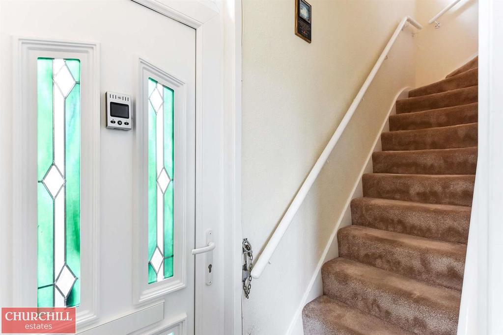 12 Warwick Road-26 resized.jpg