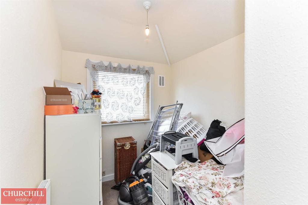 12 Warwick Road-4 resized.jpg