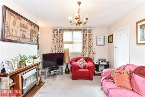 12 Warwick Road, Walthamstow, London, E17 5NP