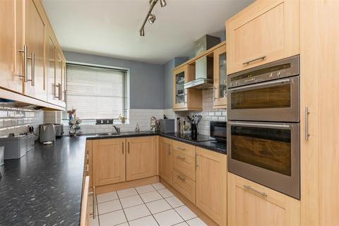 72 Greenacres, Brighton, BN1 6HR