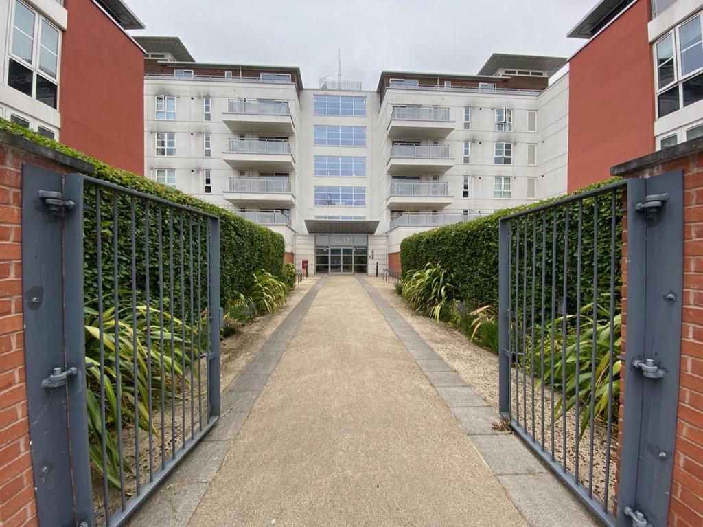 Watkin Road, Leicester 3 bed apartment for sale £215,000