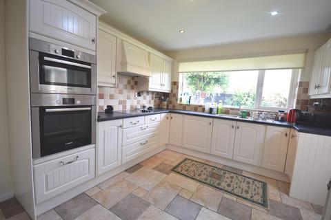 80 Harrington Road, Rothwell, Kettering, NN14 6AR
