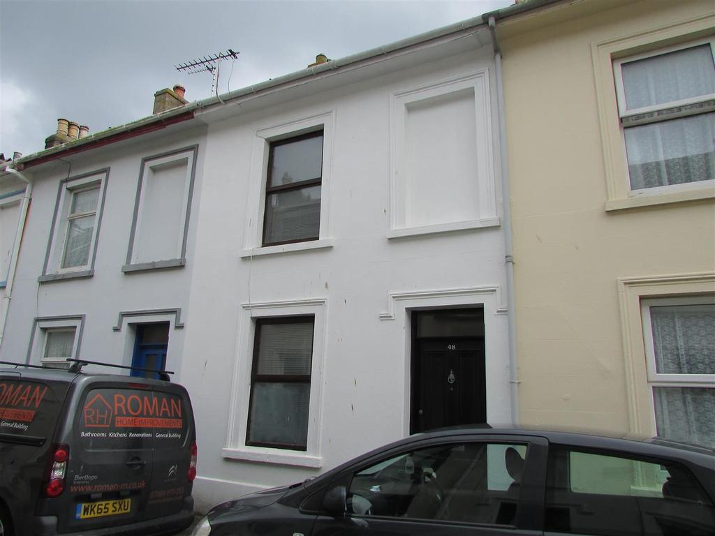 Daniel Place, Penzance 2 bed terraced house £850 pcm (£196 pw)