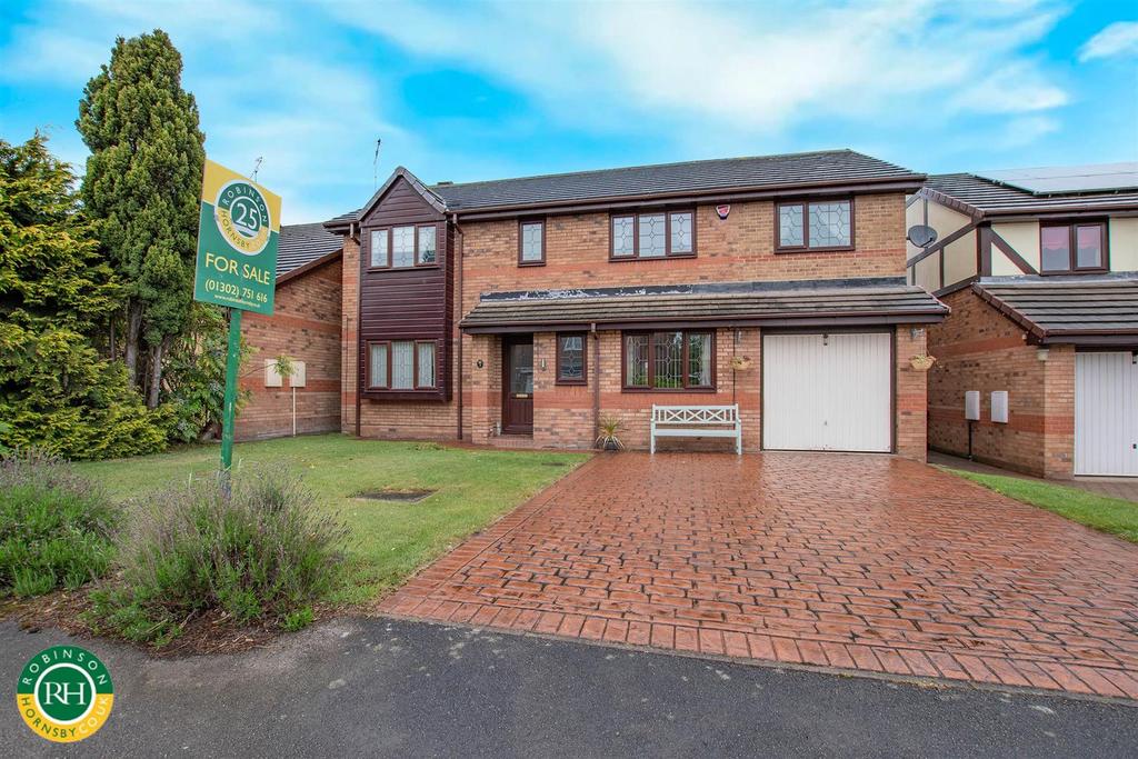 Farnborough Drive, Cantley, Doncaster 4 bed detached house £360,000