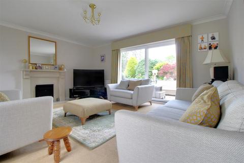 Fairfields Over Old Road, Hartpury, Gloucester, GL19 3BJ