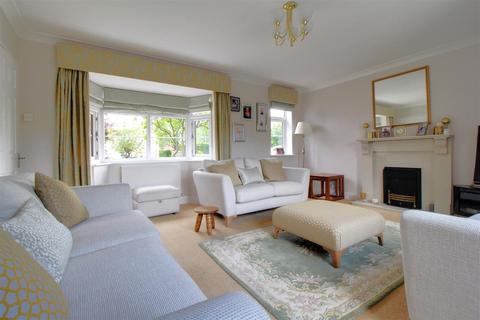 Fairfields Over Old Road, Hartpury, Gloucester, GL19 3BJ