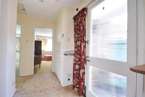 3 Forge Close, Staplecross, Robertsbridge, TN32 5QF