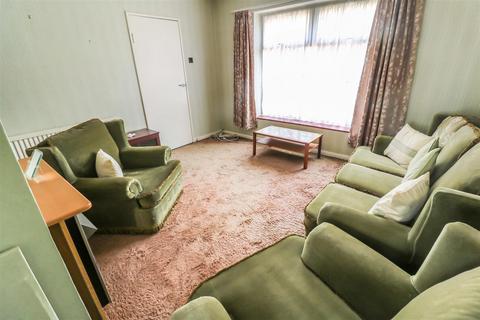 308 Carters Mead, Harlow, CM17 9EZ