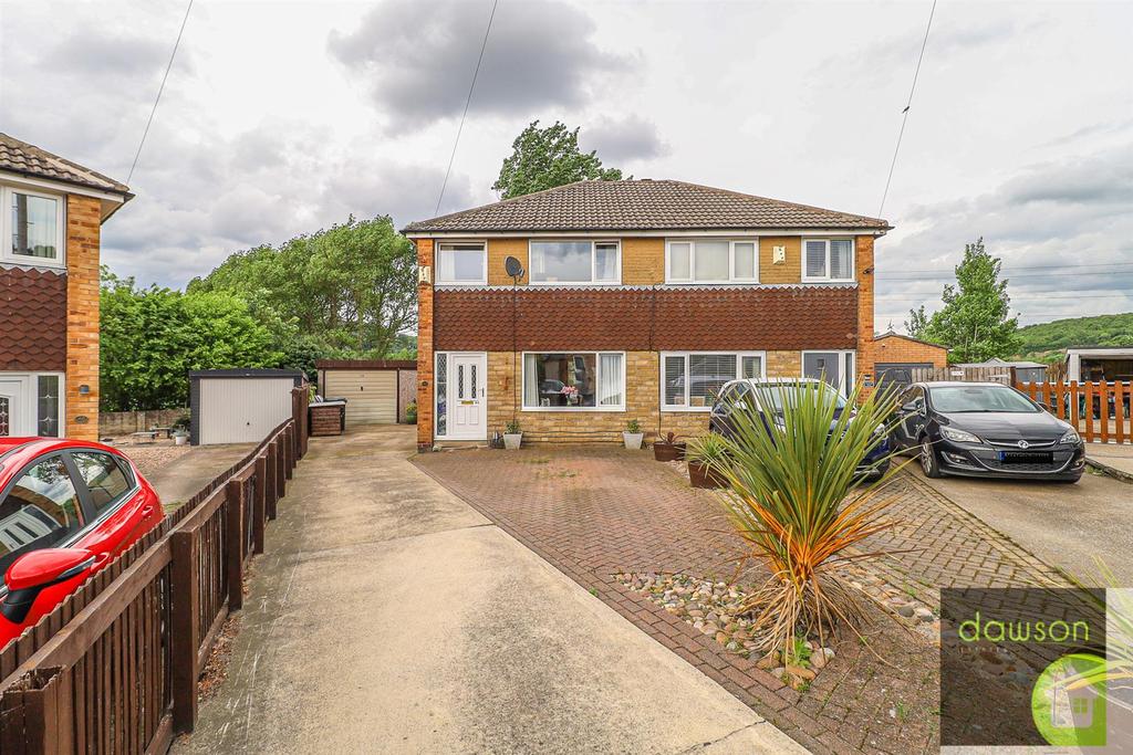 Grasmere Drive, Elland 3 bed semidetached house £255,000