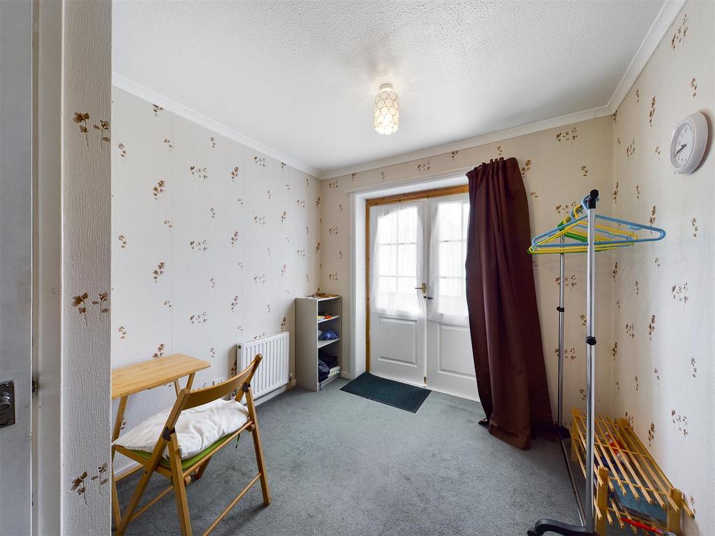Bedroom: