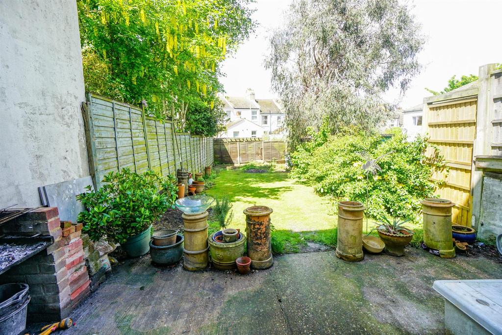 Emmanuel Road, Hastings 4 bed terraced house £375,000