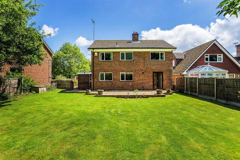 6 The Priory, Godstone, RH9 8NL