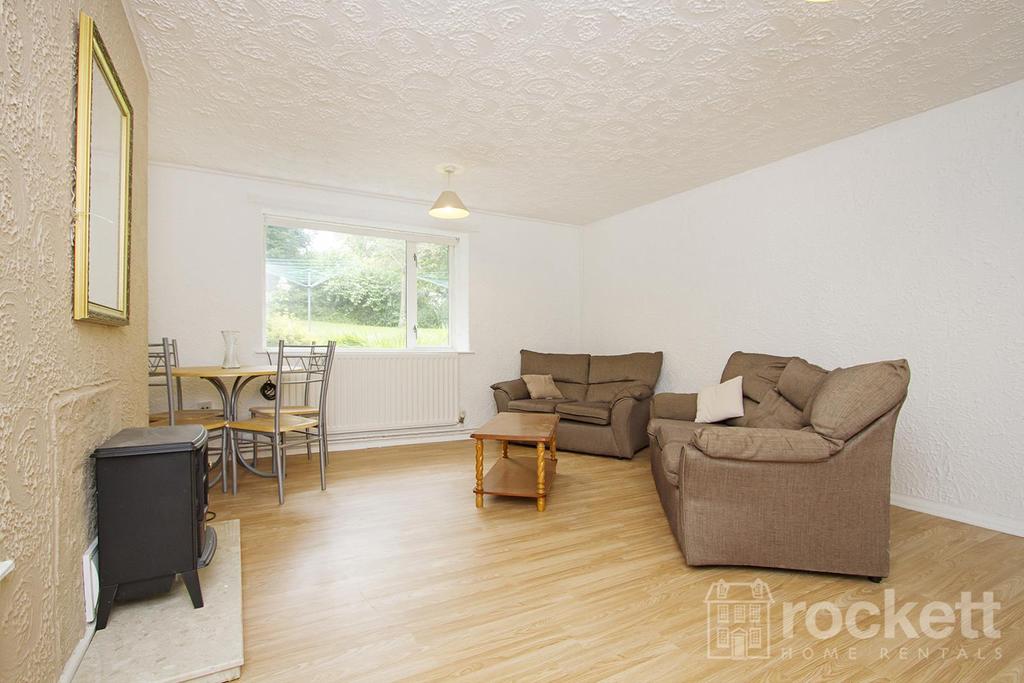 Greenside, NewcastleUnderLyme 1 bed flat £595 pcm (£137 pw)