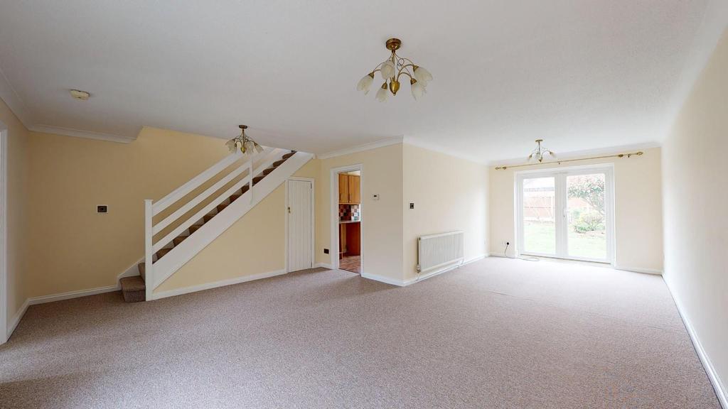 Selwyn Drive, Broadstairs 3 bed detached house £1,500 pcm (£346 pw)