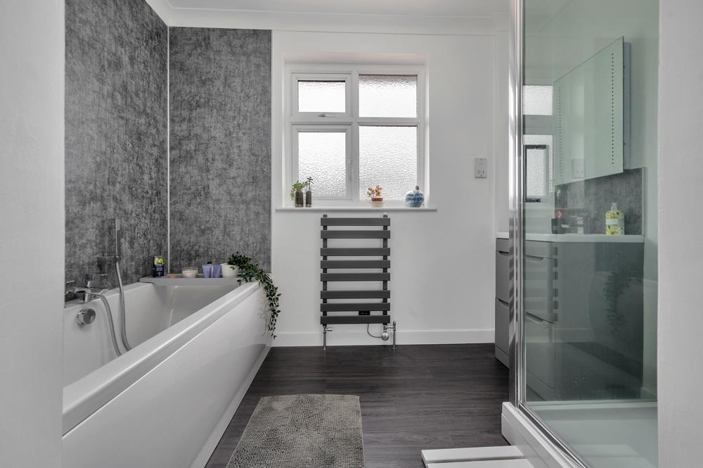 Family bathroom