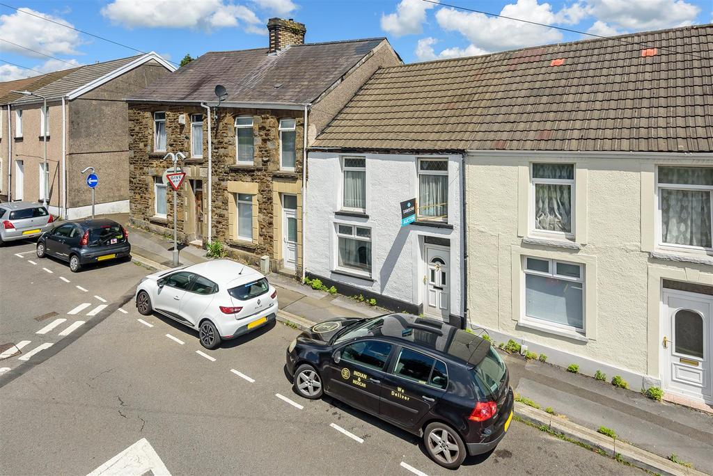 Clyndu Street, Morriston, Swansea 3 bed terraced house £63,000