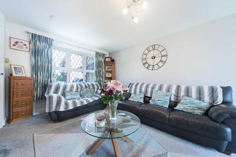 84 Jasmin Road, Epsom, KT19 9EA