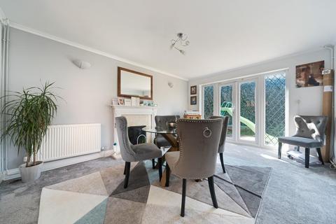 84 Jasmin Road, Epsom, KT19 9EA