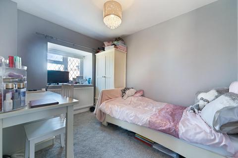84 Jasmin Road, Epsom, KT19 9EA