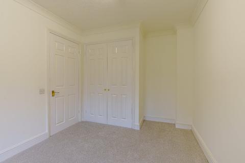 2 bedroom bungalow for sale - Meridian Court, Bagshot Road, Ascot, Berkshire