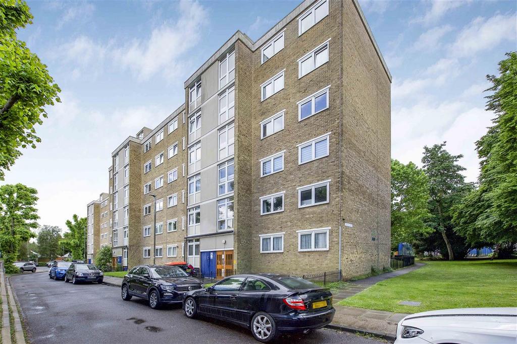 Oakman House, Tilford Gardens, Southfields 2 bed apartment for sale £370,000