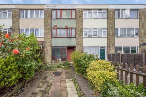 4 bedroom terraced house for sale - Cortis Road, London