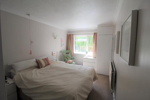 1 bedroom flat for sale - Lymington Road, Highcliffe, BH23