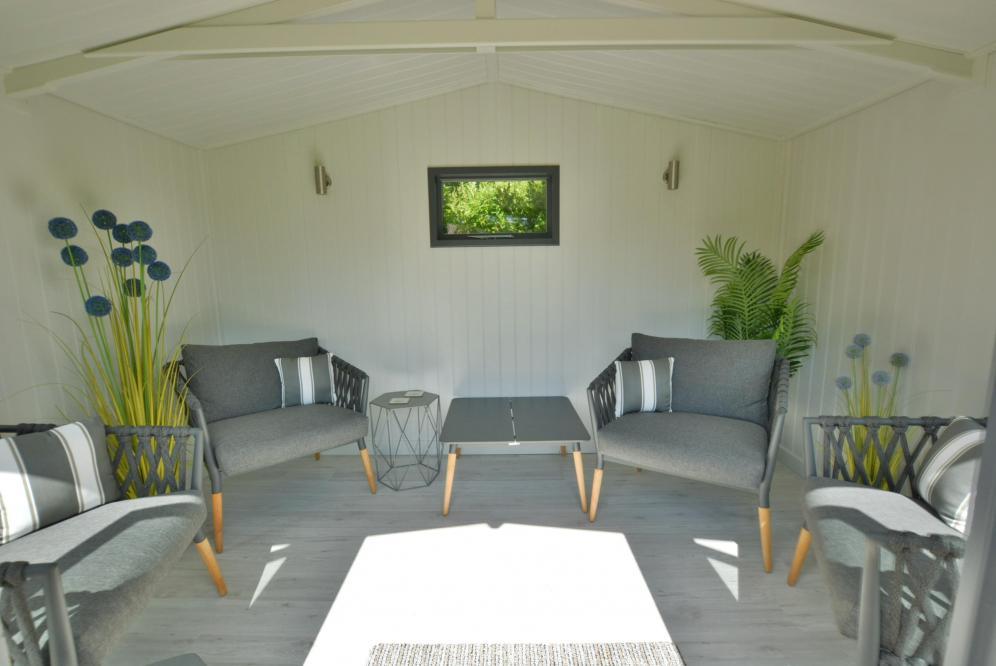 Garden room
