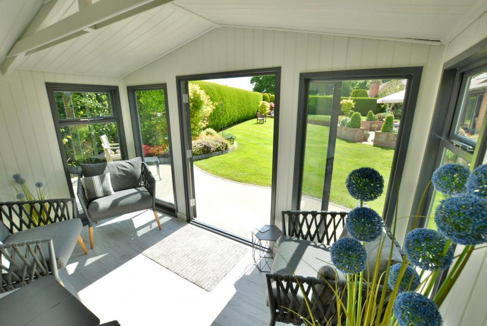 Garden room