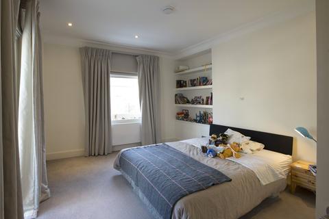 33 Elm Tree Road, London, NW8 9JR