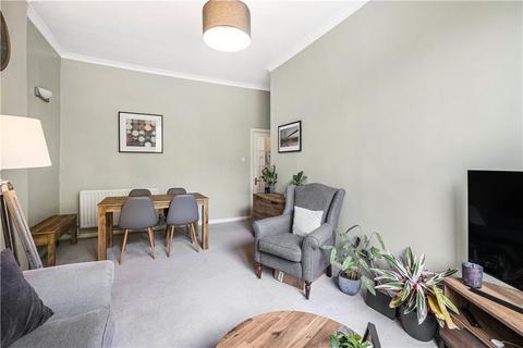 2 bedroom apartment to rent, Upper Richmond Road, London, SW15