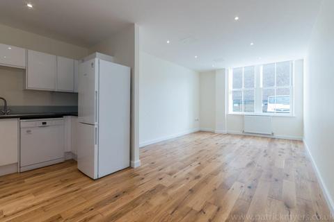 1 bedroom flat to rent - Rochester House, Belvedere Road