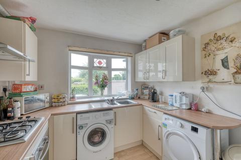 77 Aldington Close, Redditch, B98 7NF
