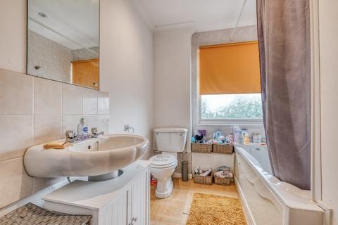 77 Aldington Close, Redditch, B98 7NF