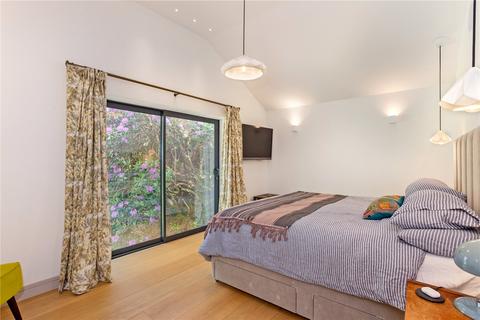 9 Dower Park, Windsor, SL4 4BQ