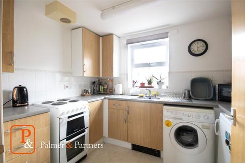 20 Bardsley Close, Colchester, CO4 5GS